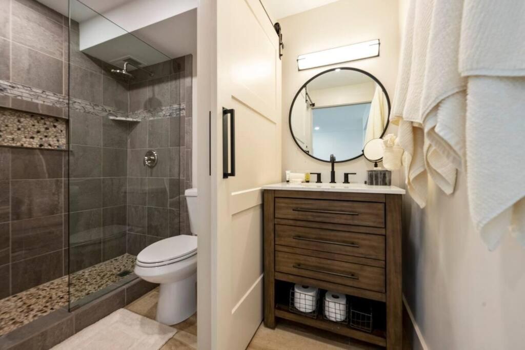 شقة Hale Ono Loa 403- Top Floor, Ocean View, & Complete Modern Remodel Kahana المظهر الخارجي الصورة