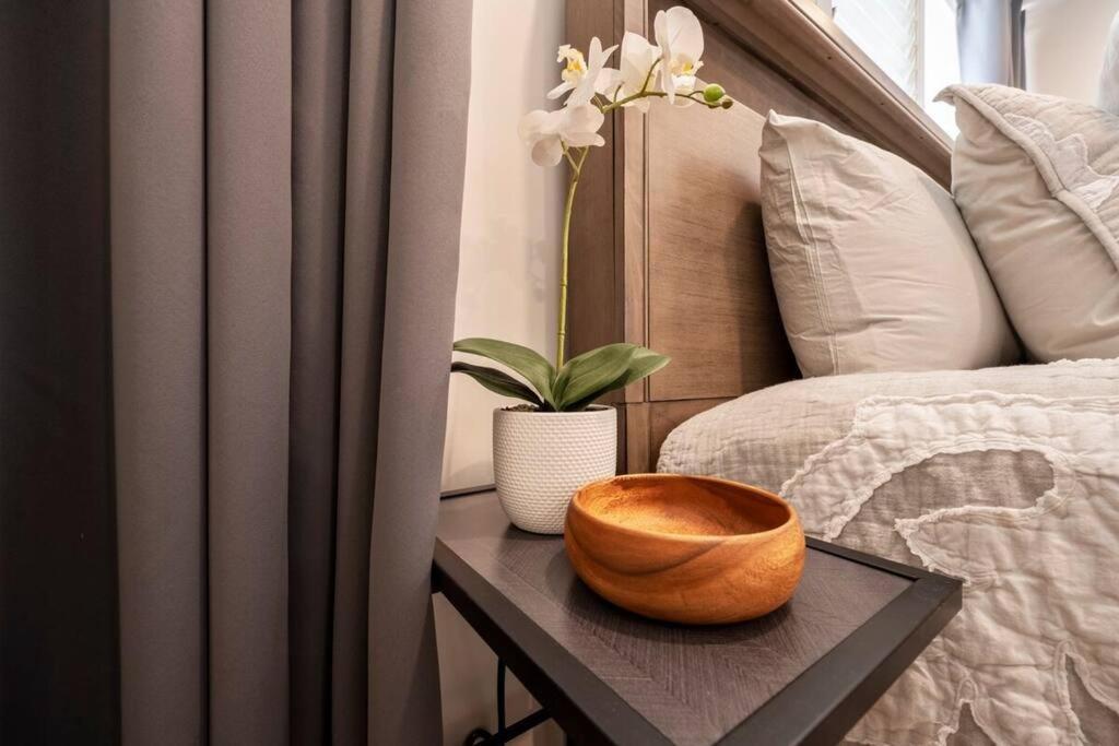 شقة Hale Ono Loa 403- Top Floor, Ocean View, & Complete Modern Remodel Kahana المظهر الخارجي الصورة