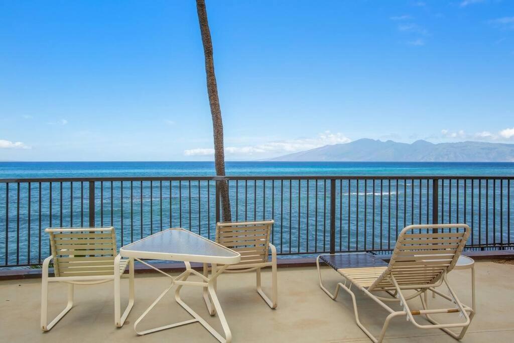 شقة Hale Ono Loa 403- Top Floor, Ocean View, & Complete Modern Remodel Kahana المظهر الخارجي الصورة